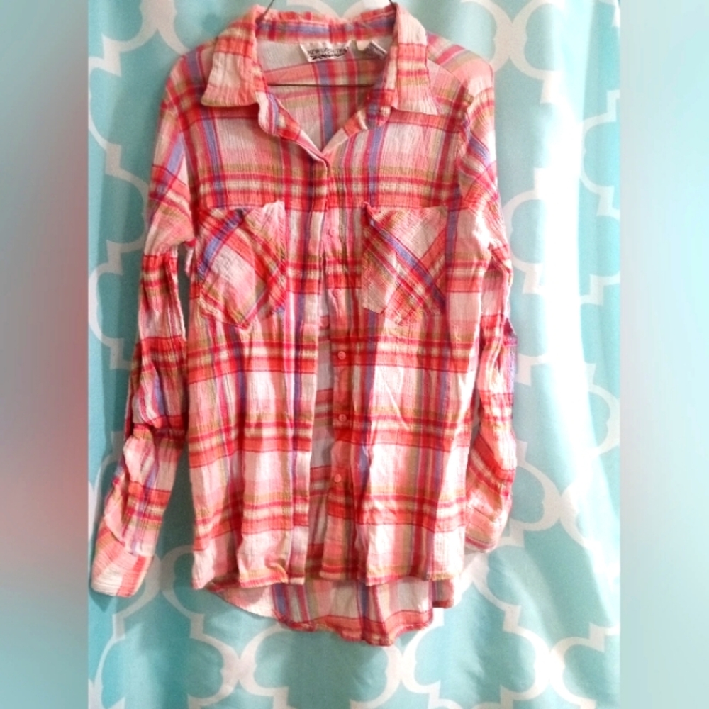 Plaid Women's Shirt in Red and White
